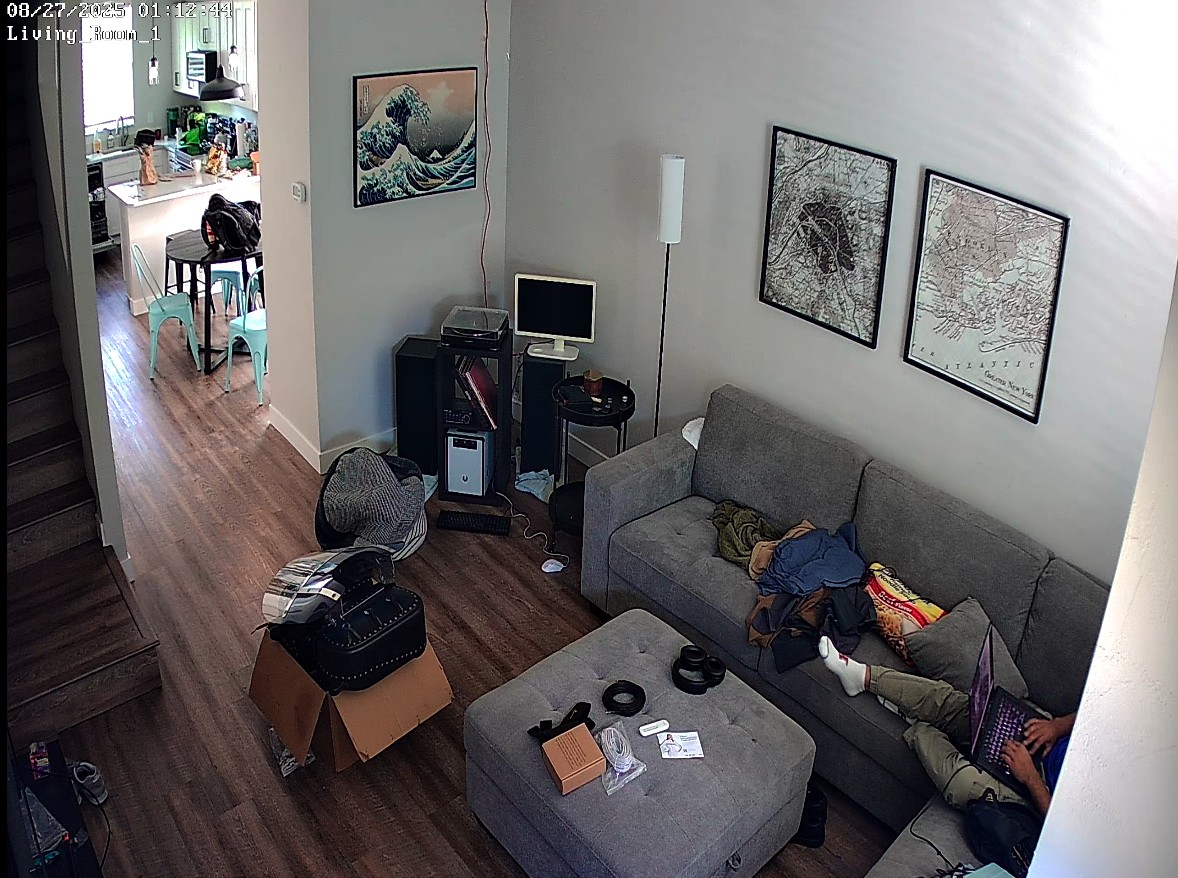 Living Room 1 thumbnail